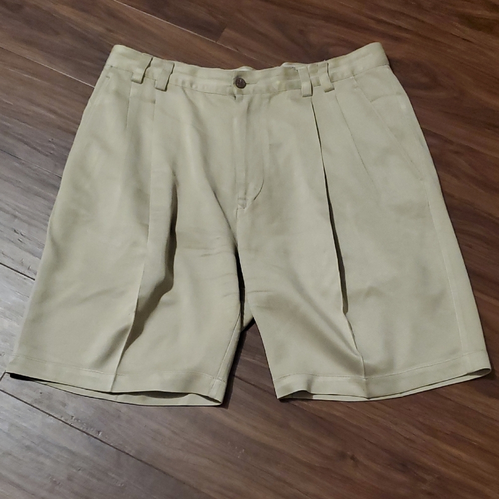 Tommy Bahama 100% Silk Light Khaki Flat-Front Men's Shorts